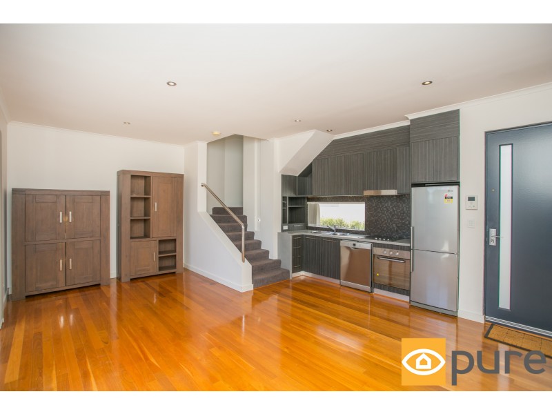 7/31 Pollard Street, Glendalough WA 6016