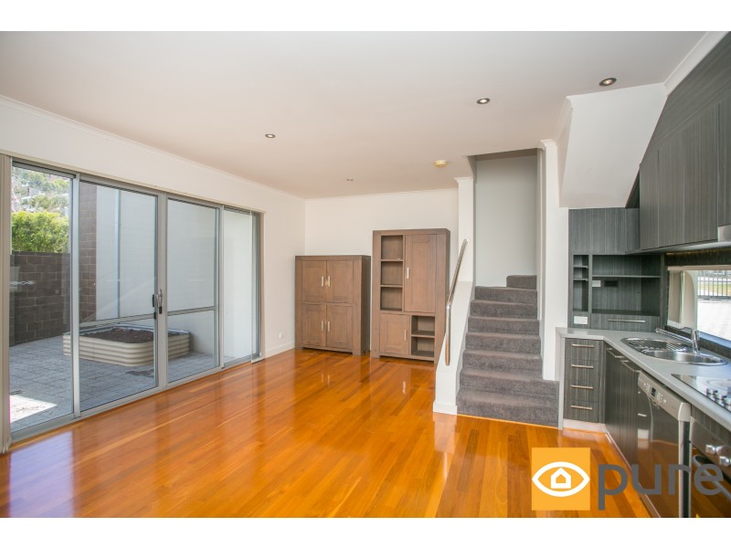 7/31 Pollard Street, Glendalough WA 6016