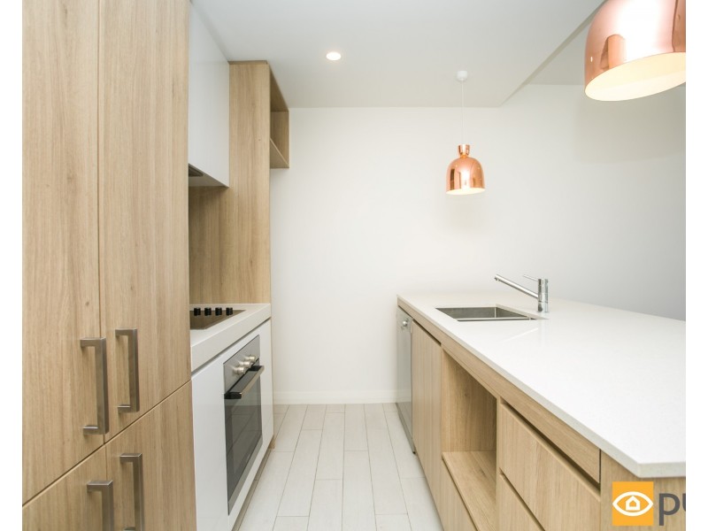 302/6 Baumea Way, Innaloo WA 6018