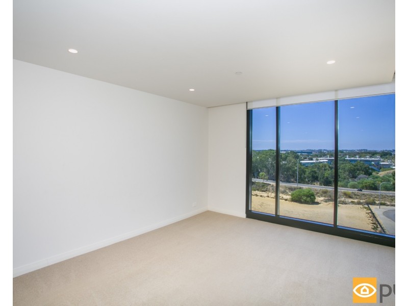 302/6 Baumea Way, Innaloo WA 6018