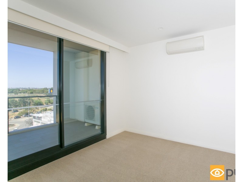 302/6 Baumea Way, Innaloo WA 6018