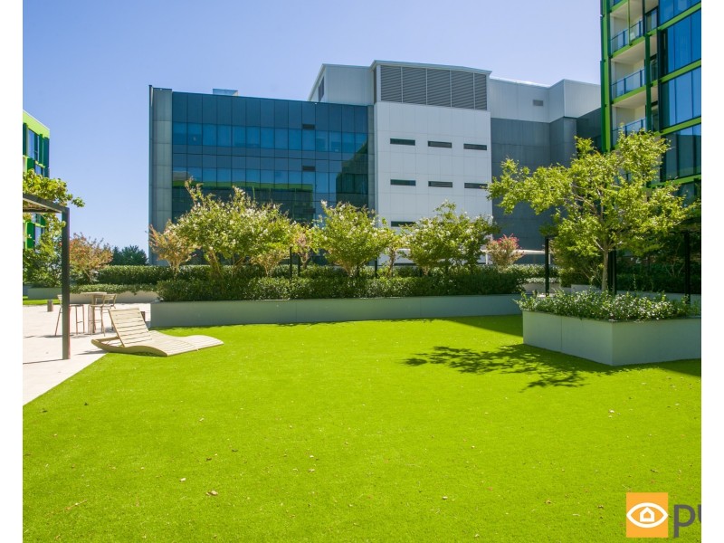 302/6 Baumea Way, Innaloo WA 6018