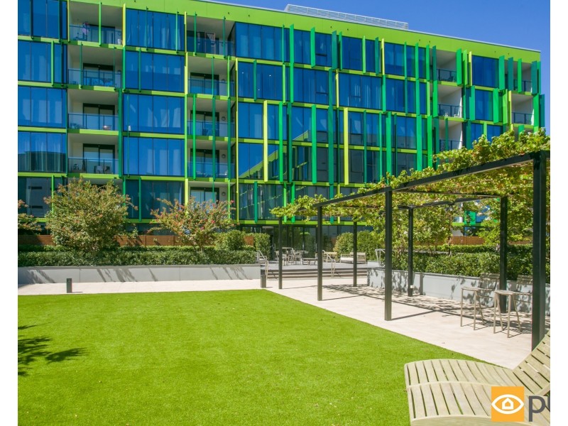 302/6 Baumea Way, Innaloo WA 6018