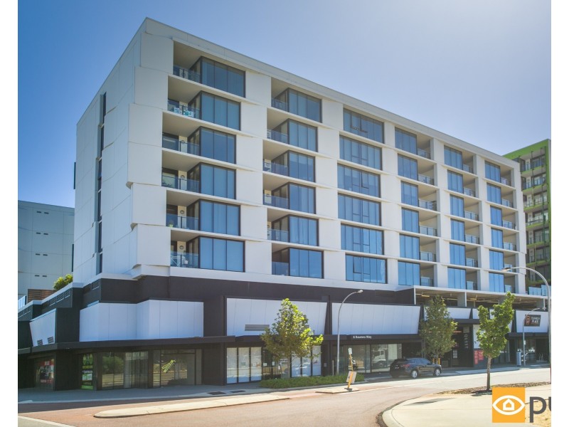 302/6 Baumea Way, Innaloo WA 6018