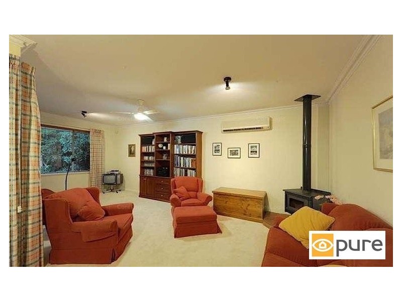 17 Neville Road, Dalkeith WA 6009
