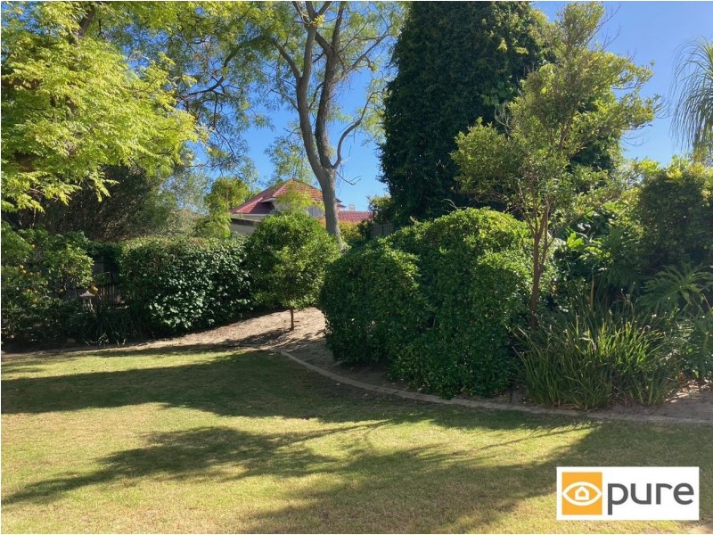 17 Neville Road, Dalkeith WA 6009