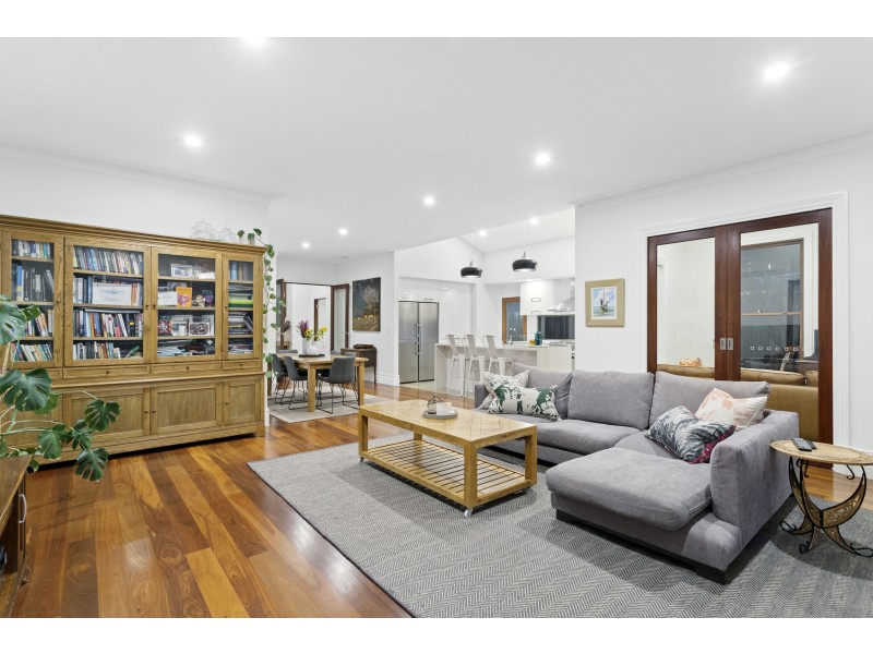 9 Commercial Road, Shenton Park WA 6008