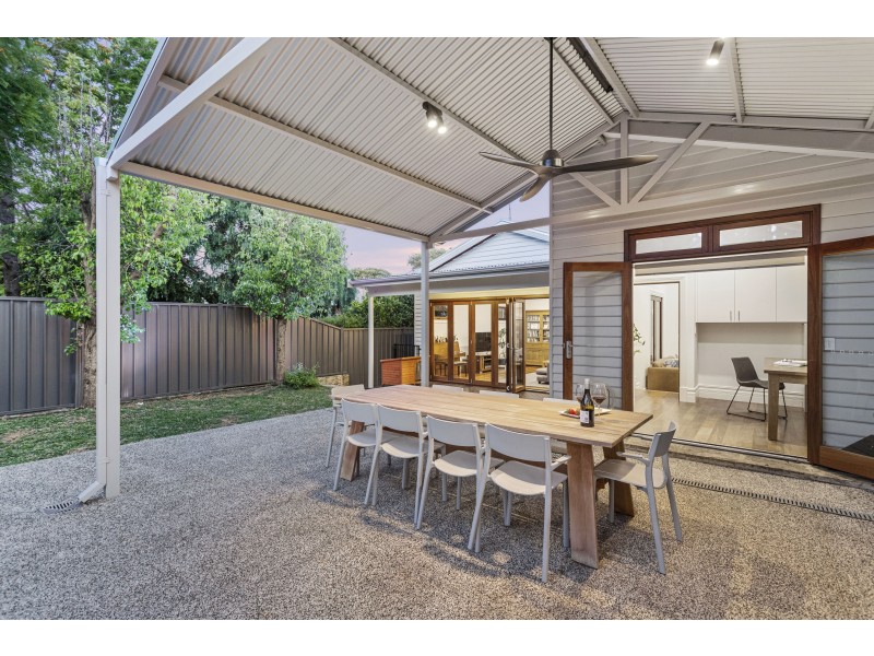 9 Commercial Road, Shenton Park WA 6008