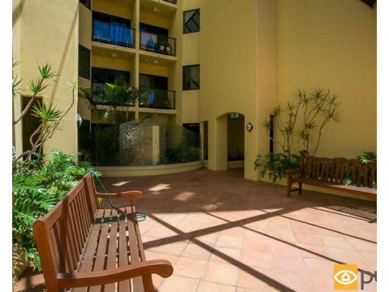 12/16 Kings Park Road, West Perth WA 6005