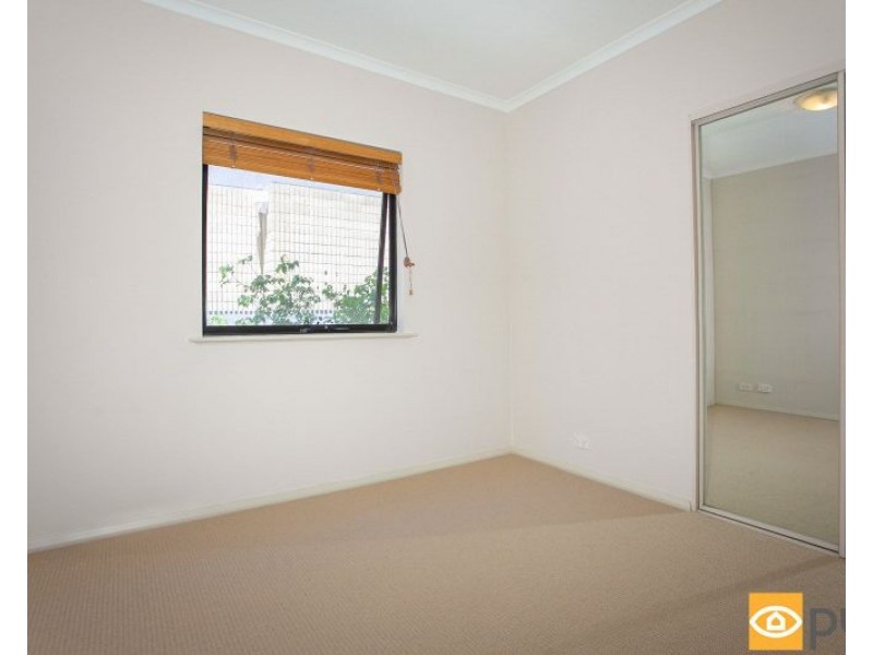 12/16 Kings Park Road, West Perth WA 6005