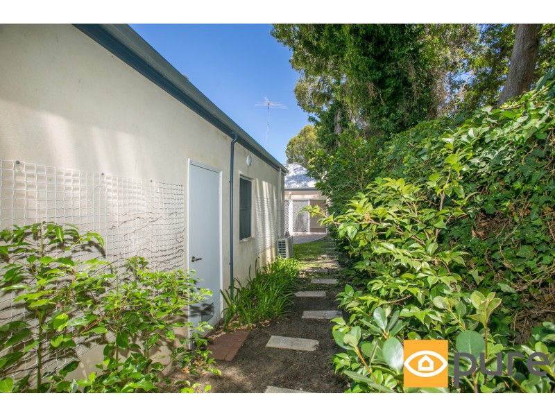 2/30 Stirling Road, Claremont WA 6010