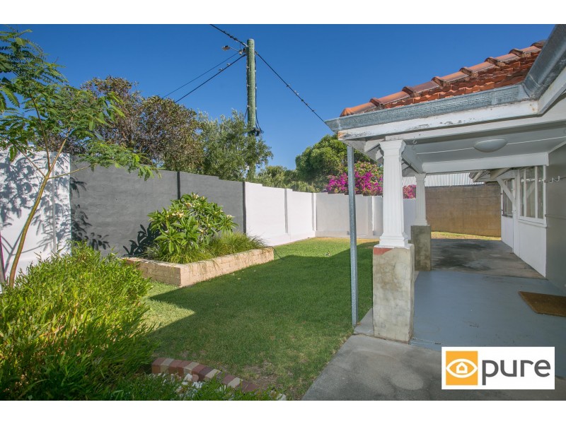 145 Solomon Street, Beaconsfield WA 6162