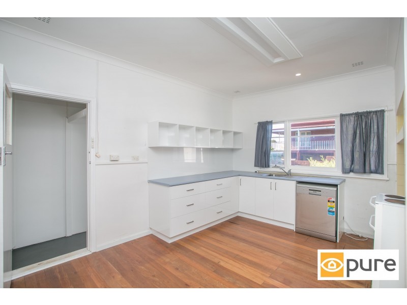 145 Solomon Street, Beaconsfield WA 6162