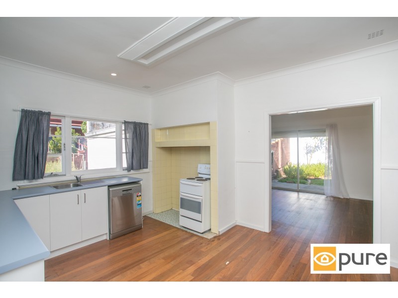 145 Solomon Street, Beaconsfield WA 6162