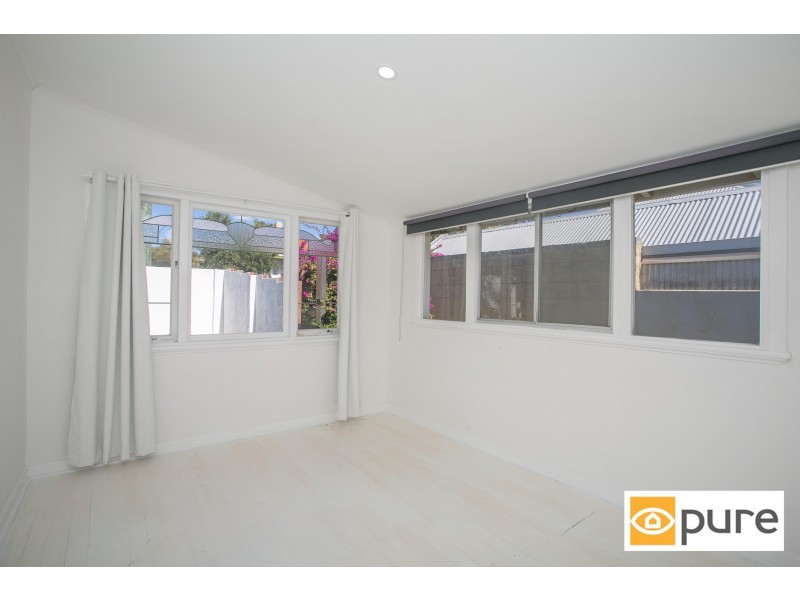 145 Solomon Street, Beaconsfield WA 6162