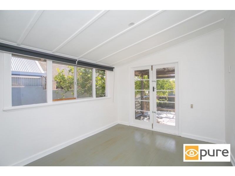 145 Solomon Street, Beaconsfield WA 6162