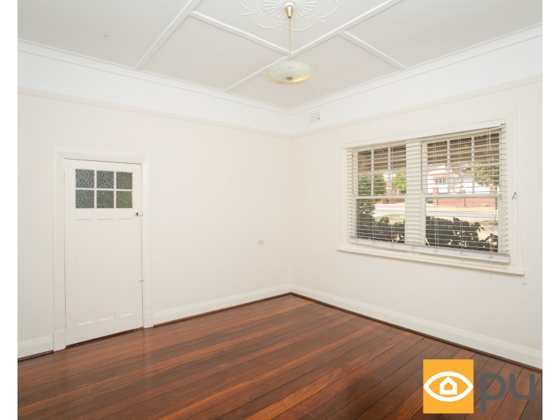 13 Dalkeith Road, Nedlands WA 6009