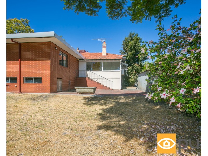 13 Dalkeith Road, Nedlands WA 6009