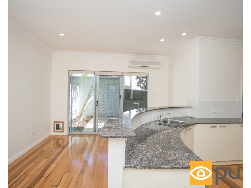 3/7 Keightley Road East, Shenton Park WA 6008