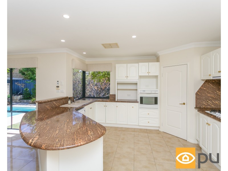 21 Parkwater Gardens, Churchlands WA 6018