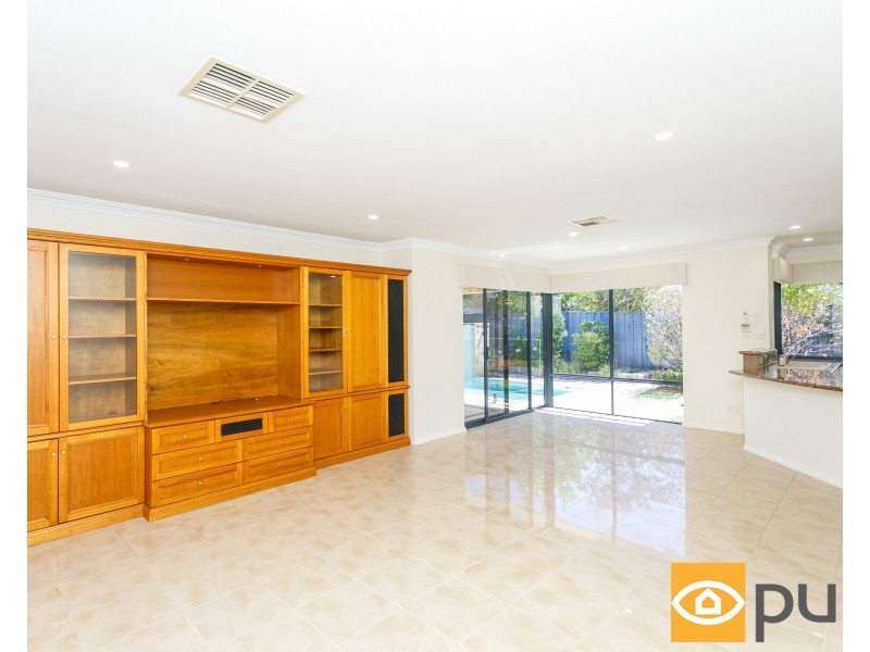 21 Parkwater Gardens, Churchlands WA 6018