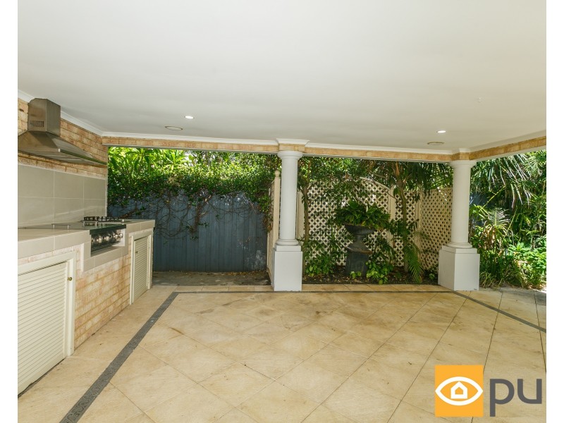 21 Parkwater Gardens, Churchlands WA 6018