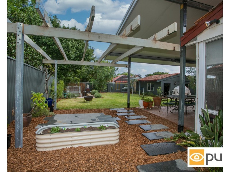 9 Lutey Avenue, Daglish WA 6008