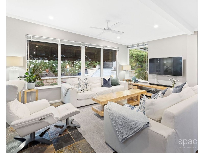 20 Camborne Street, City Beach WA 6015