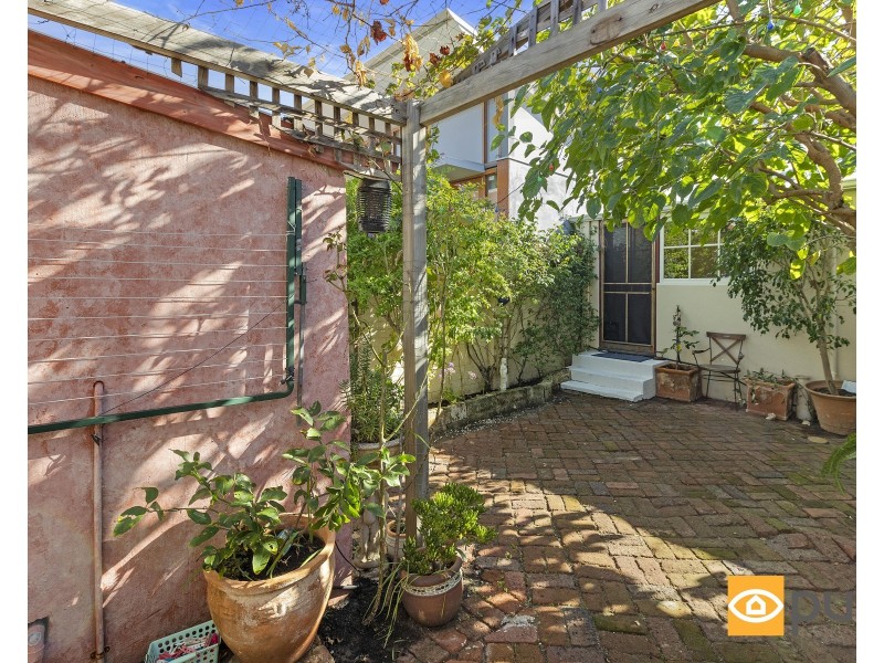 24 Harwood Place, West Perth WA 6005