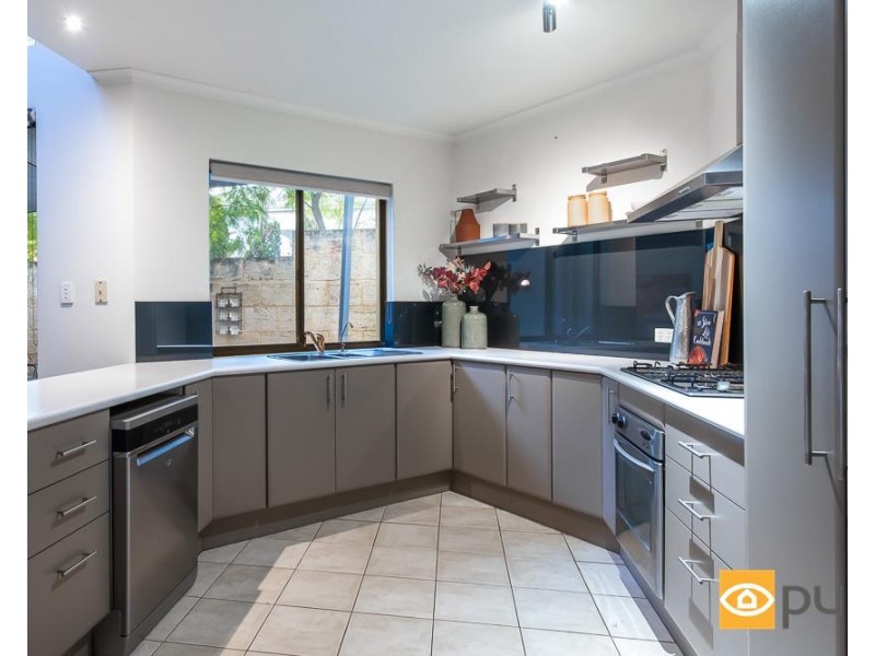 77C Thompson Road, North Fremantle WA 6159