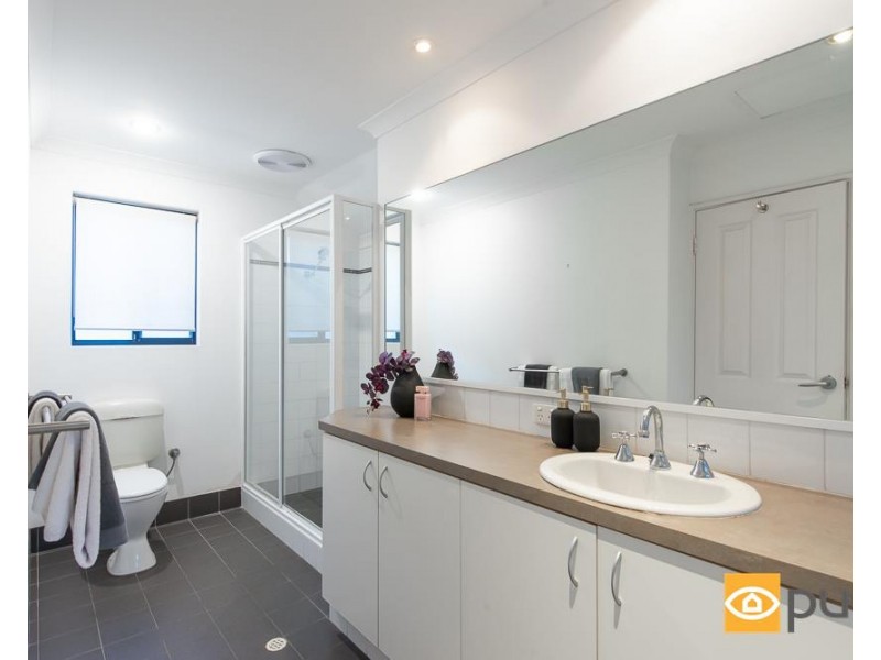 77C Thompson Road, North Fremantle WA 6159
