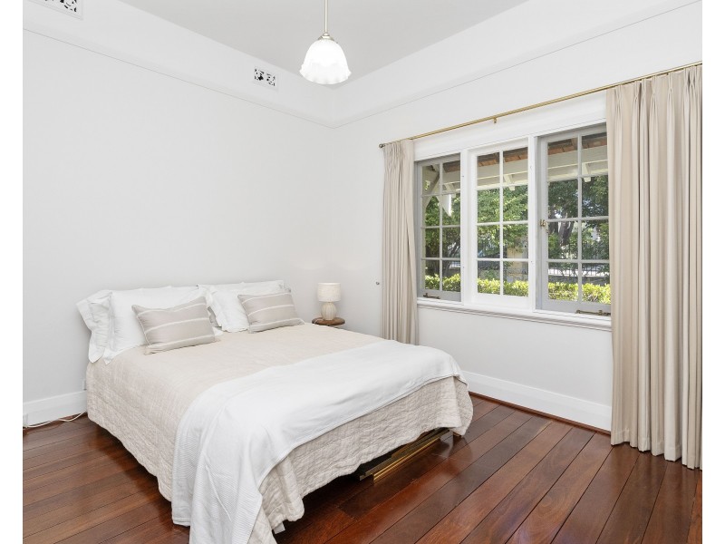 36 Thomas Street, Nedlands WA 6009