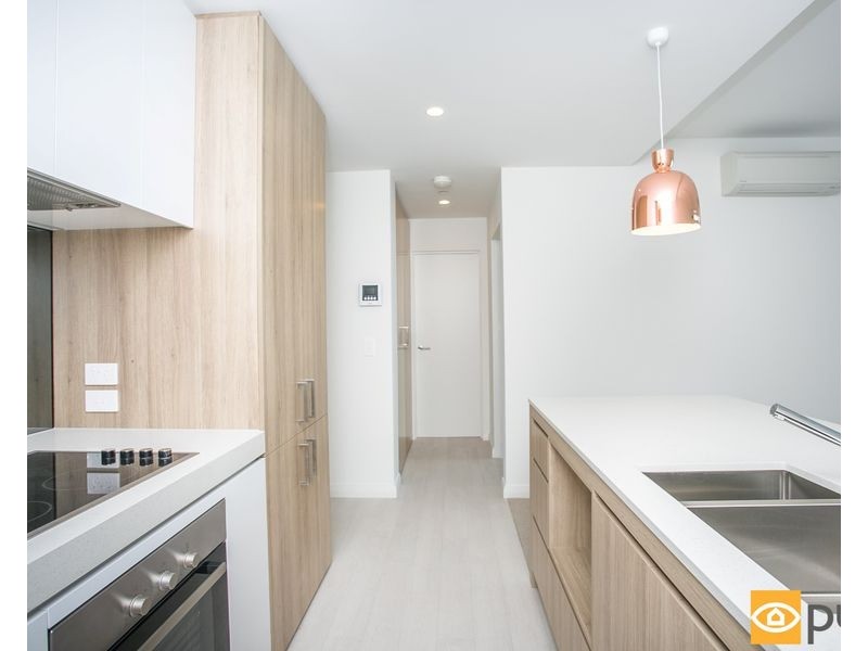 403/8 Tassels Way, Innaloo WA 6018