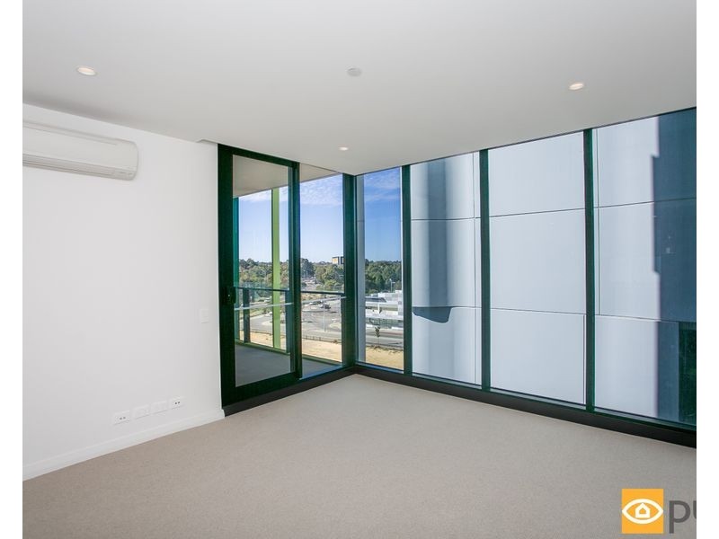 403/8 Tassels Way, Innaloo WA 6018