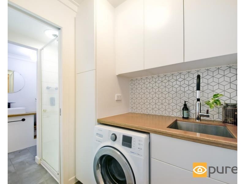 21 Windich Place, Leederville WA 6007