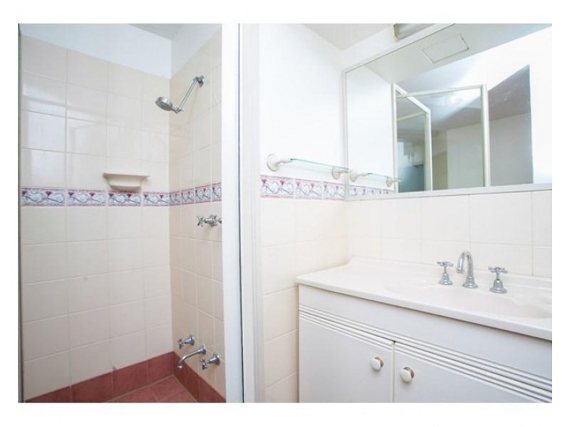 25/2A Fourth Avenue, Mount Lawley WA 6050