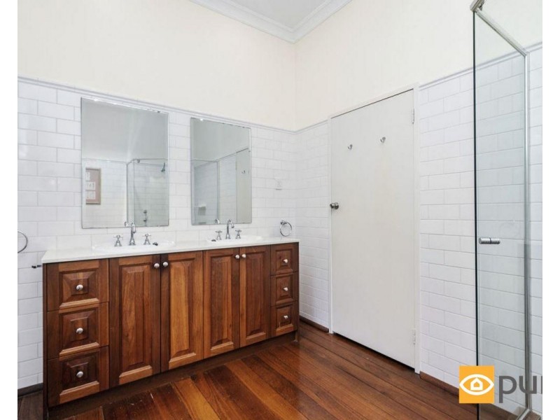 15 Hammond Road, Claremont WA 6010