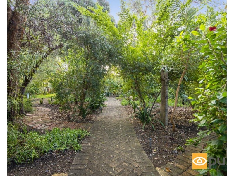 15 Hammond Road, Claremont WA 6010