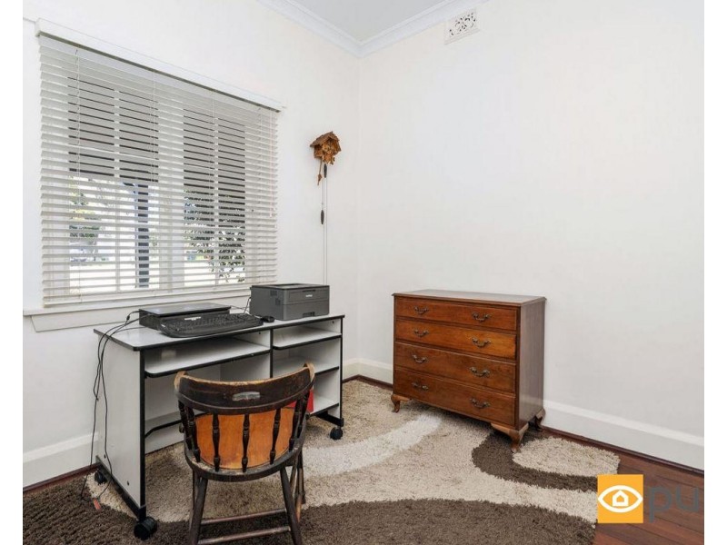 15 Hammond Road, Claremont WA 6010