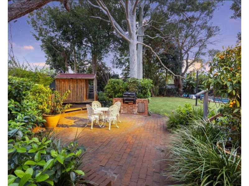 12 Kitchener Street, Nedlands WA 6009