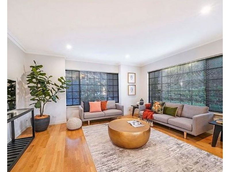 2 Burnettia Lane, Mount Claremont WA 6010