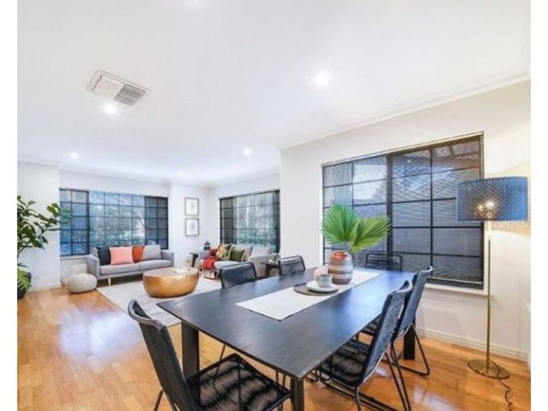 2 Burnettia Lane, Mount Claremont WA 6010