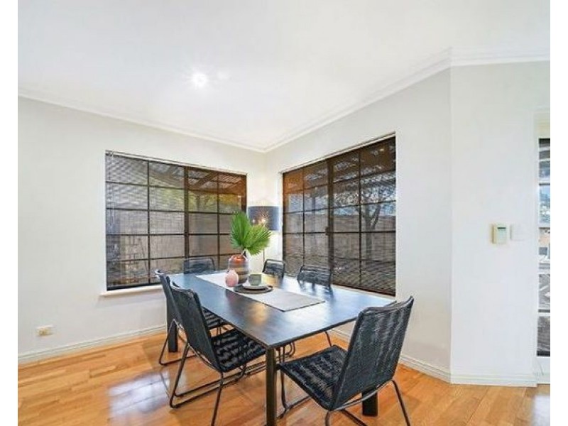 2 Burnettia Lane, Mount Claremont WA 6010