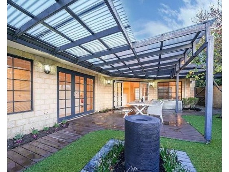 2 Burnettia Lane, Mount Claremont WA 6010