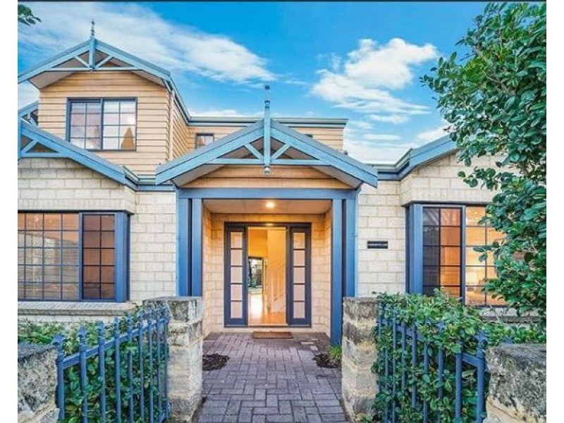 2 Burnettia Lane, Mount Claremont WA 6010