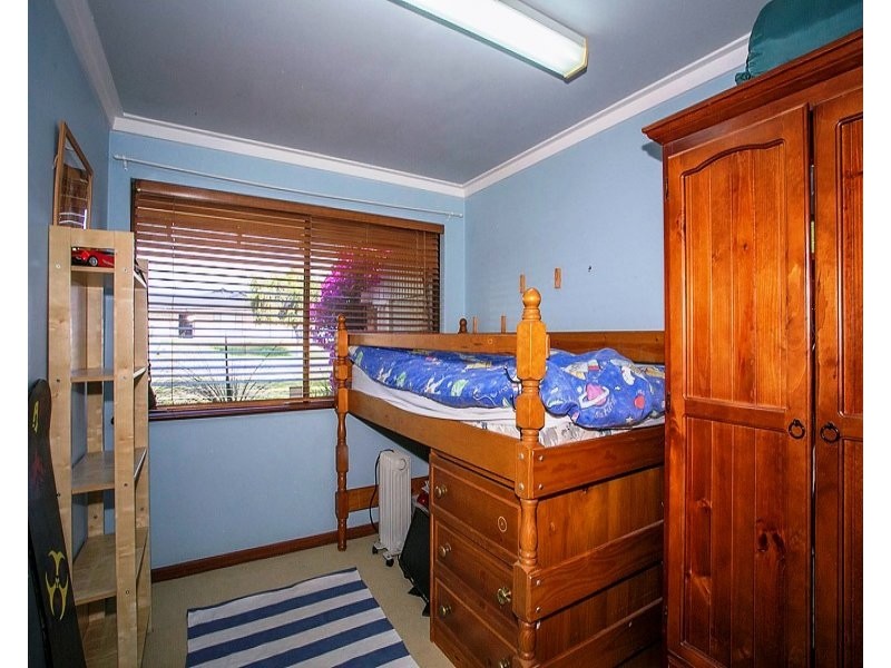 33 Risley Way, Carine WA 6020