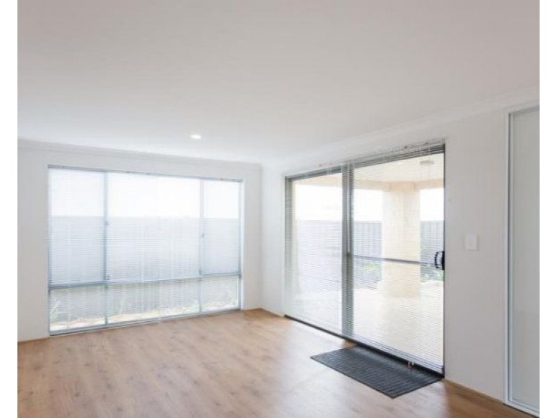 37A Longford Road, Beaconsfield WA 6162