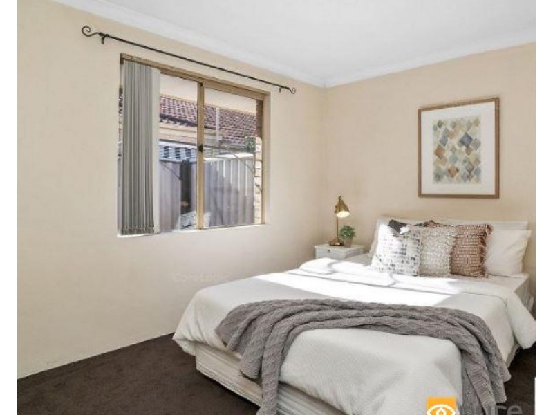 2/276 The Strand, Dianella WA 6059