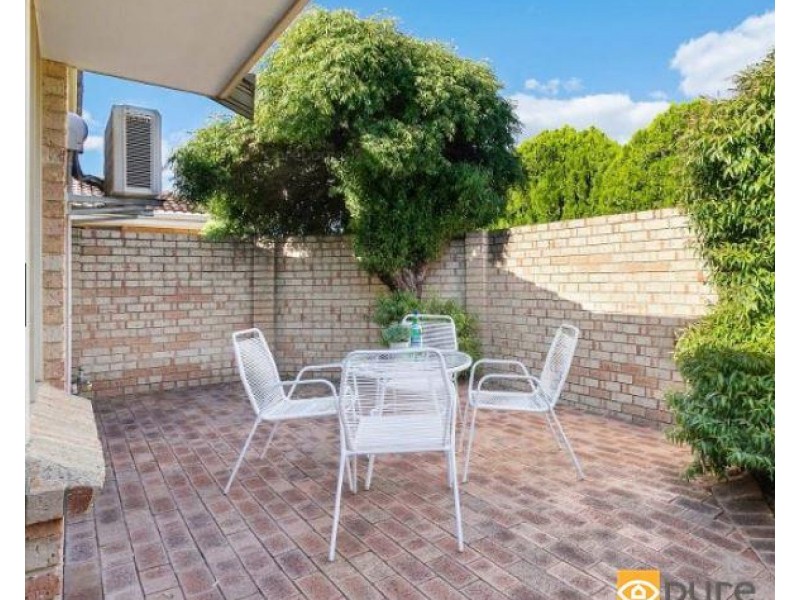 2/276 The Strand, Dianella WA 6059