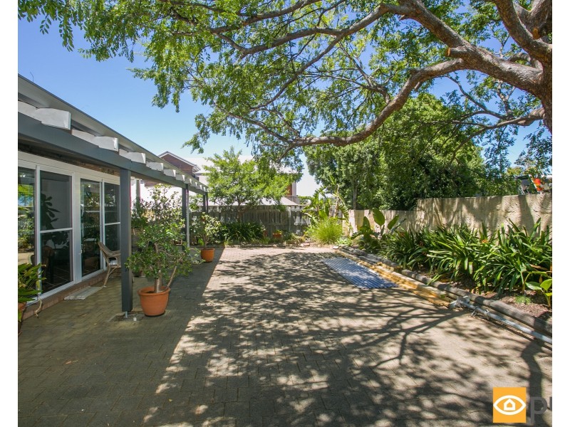 58 Servetus Street, Swanbourne WA 6010